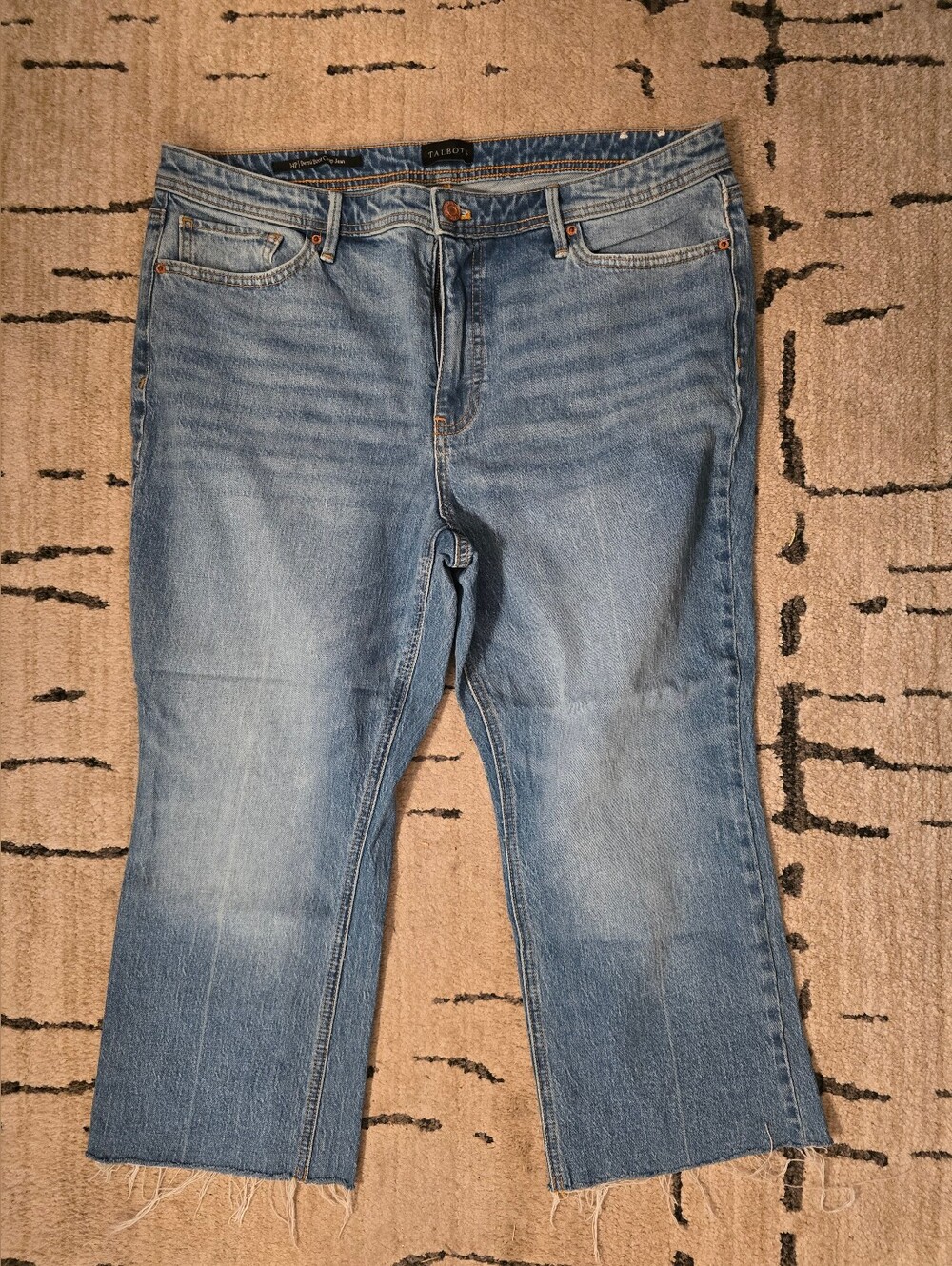 Talbots Faded Light Blue Cropped Straight Jeans